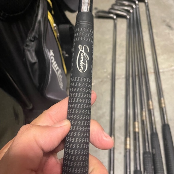 Wilson iron set 7 Pc Fat shaft in right Handed - Picture 7 of 11